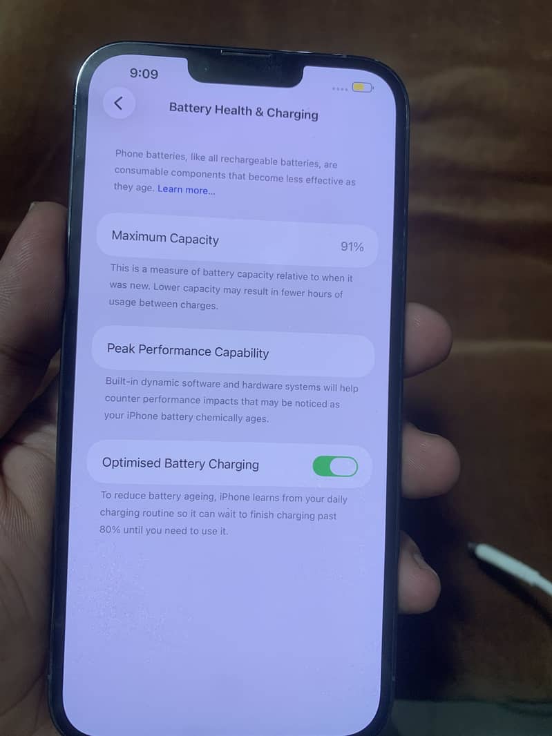 Apple iPhone 13 Pro Max 4
