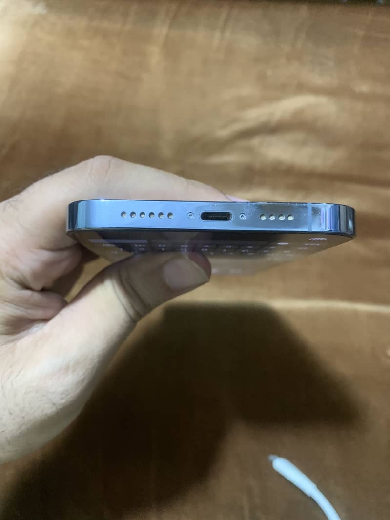 Apple iPhone 13 Pro Max 5