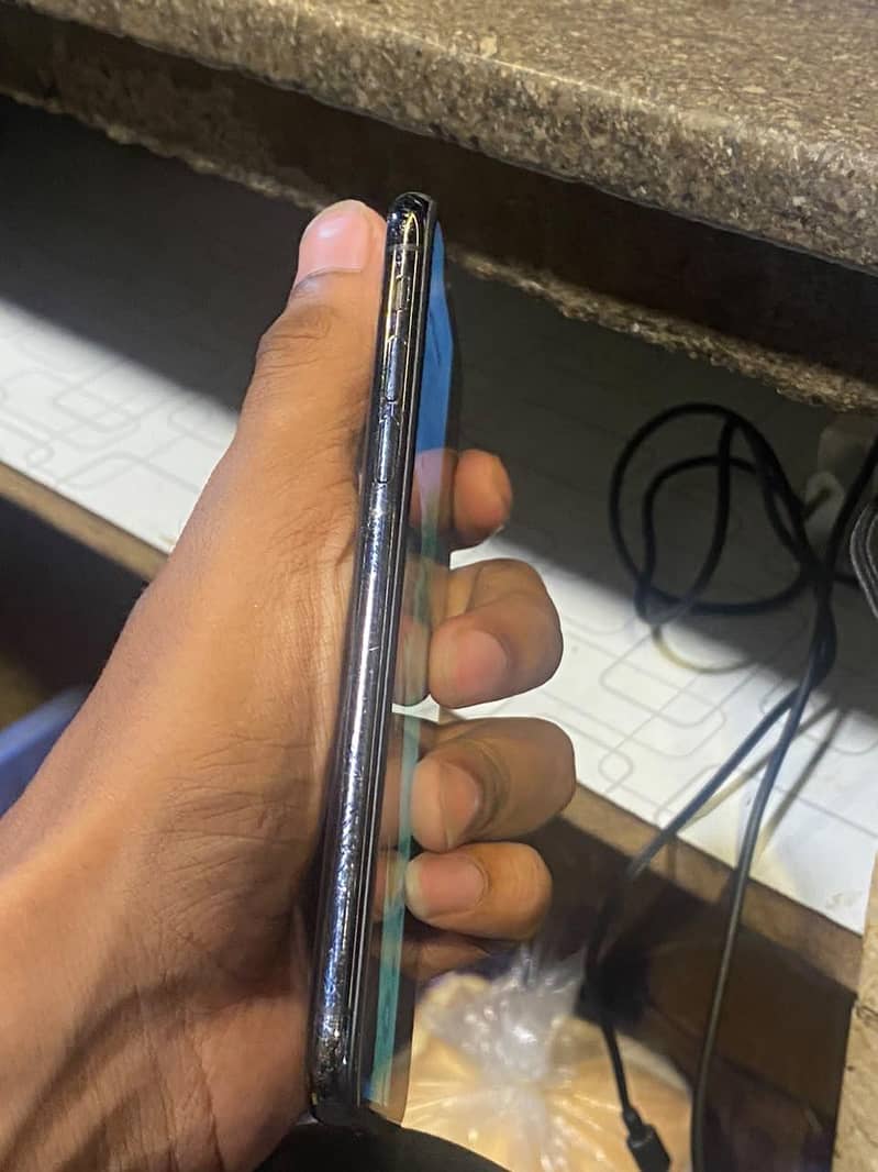 Apple iPhone X 2