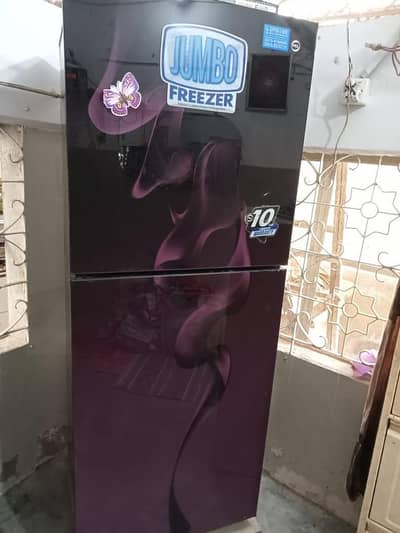 assalamualaikum fridge jumbo size like new 4 years used  original