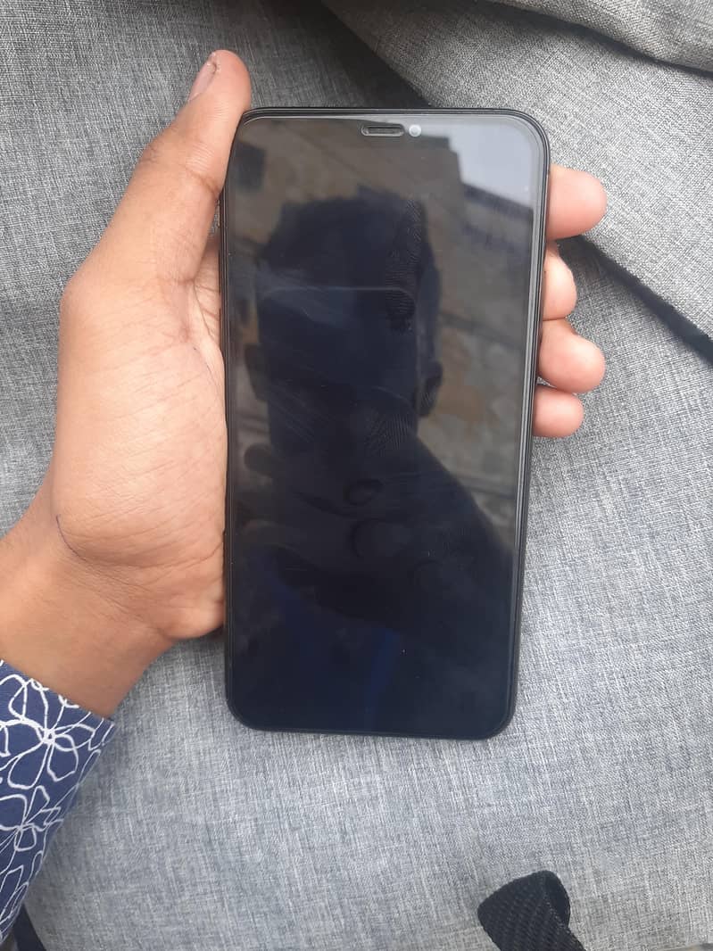Apple iPhone 11 Pro Max 5