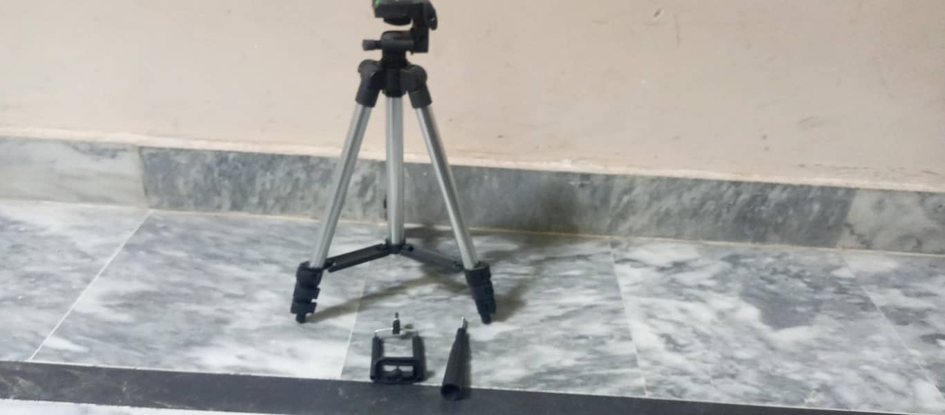 tripod 2
