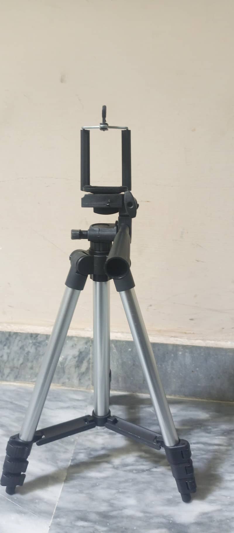 tripod 3