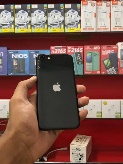 Apple iPhone SE