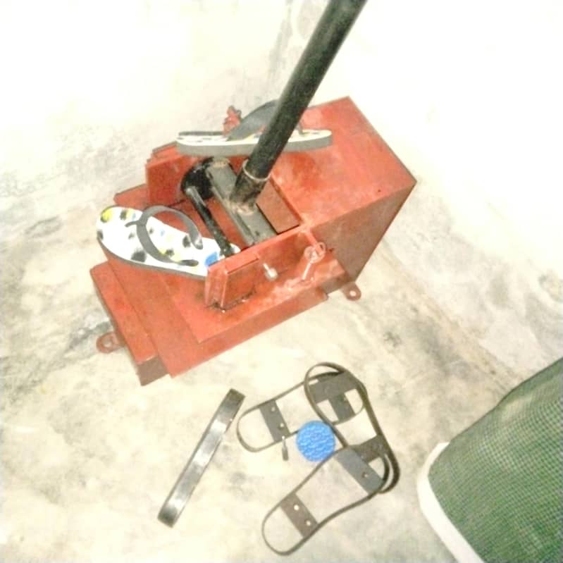 slippers machine 2