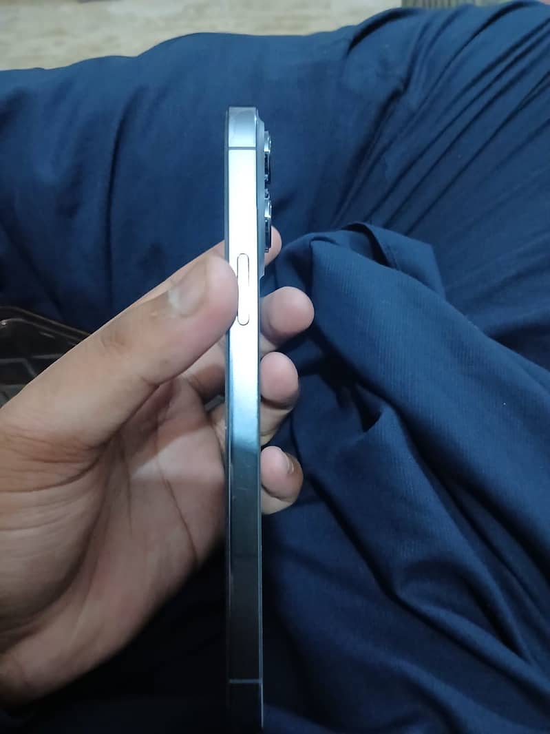Iphone 13 pro max 5
