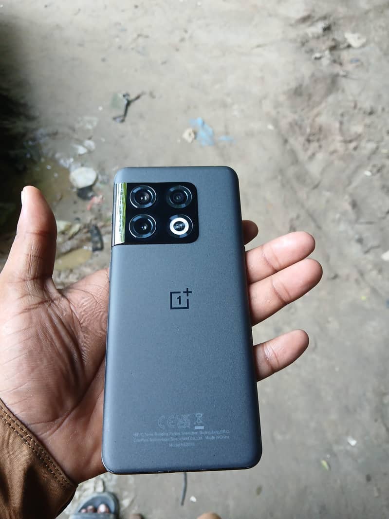one plus 10 pro 1