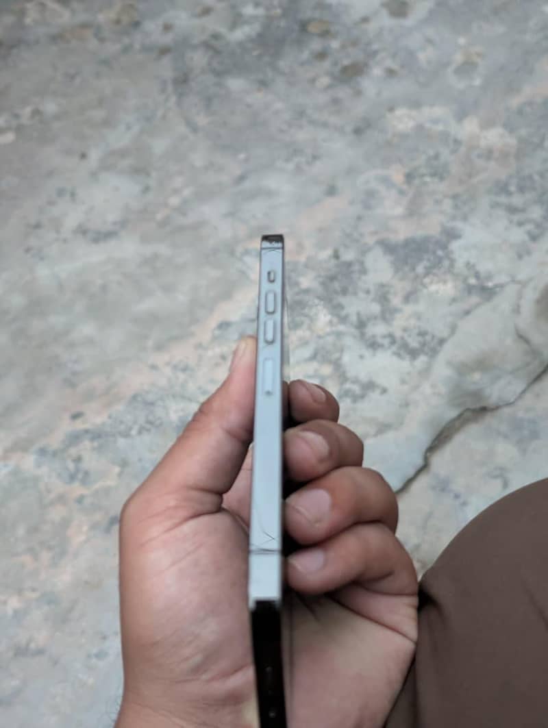 Apple iPhone 13 Pro Max 7