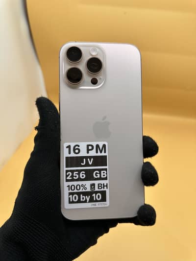 Apple iPhone 16 Pro Max Jv 256 GB 100% Battery Health 10 by 10