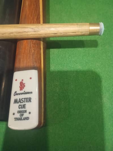 snooker cue