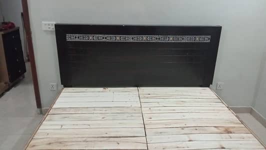 Queen size Bed for sale in very good condition