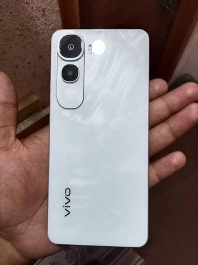 Vivo Y400