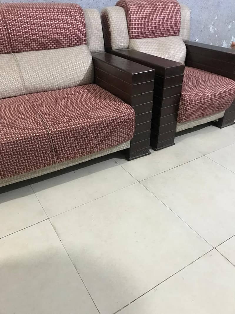 5 seater sofa 3