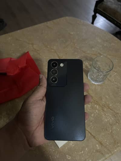 Vivo Y100