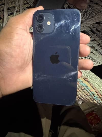 Apple iPhone 12