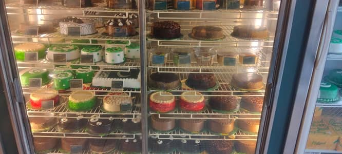 Experienced Bakery Salesman | Sales & Customer Service