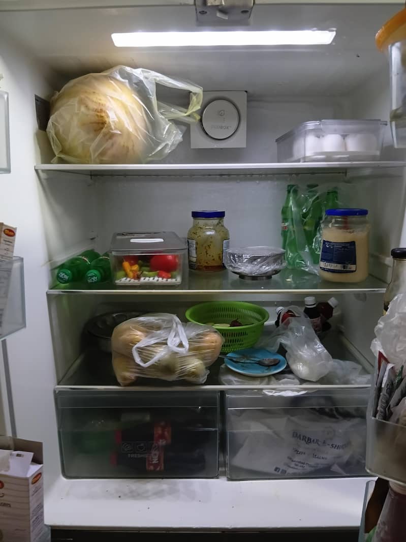 Fridge / Refrigiator 11