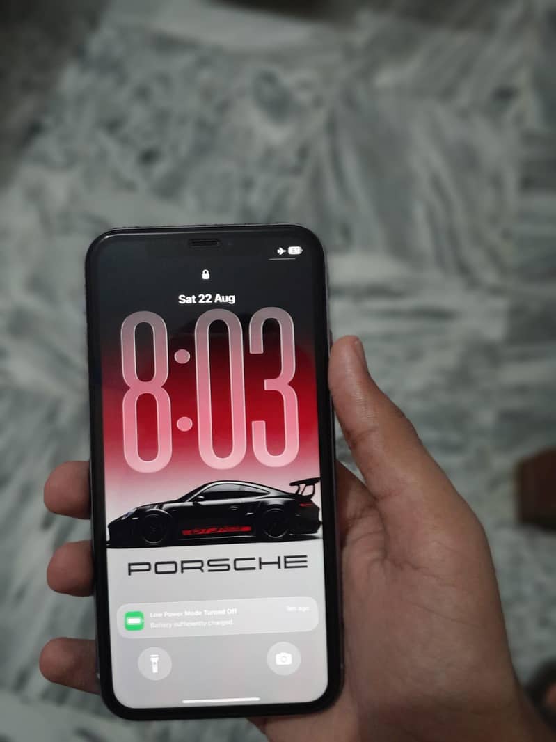 Apple iPhone 11 5