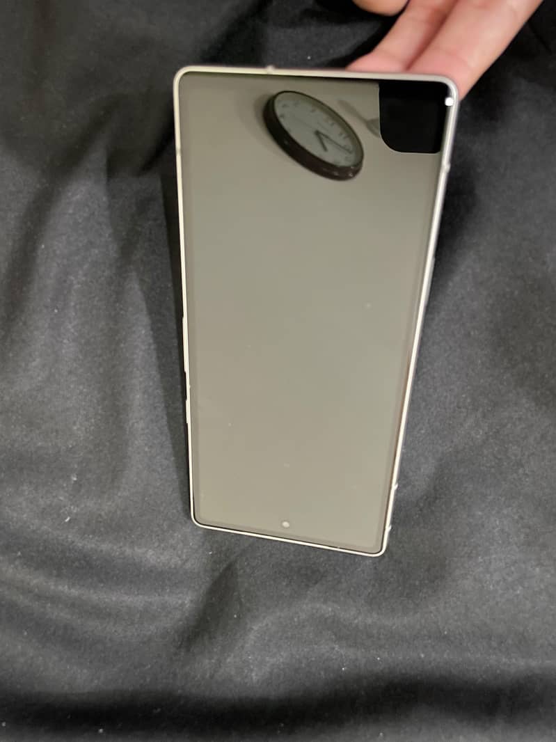 Google Pixel 7a 5