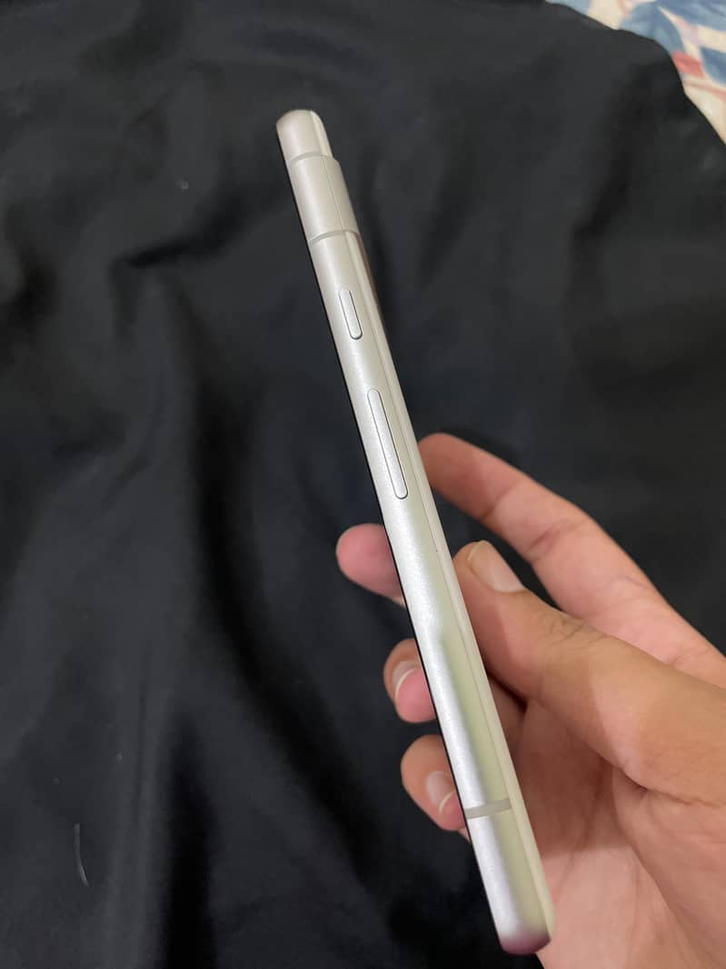 Google Pixel 7a 6