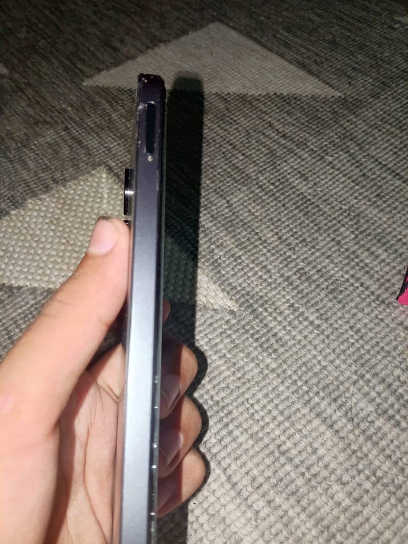 Realme Note 60x 2