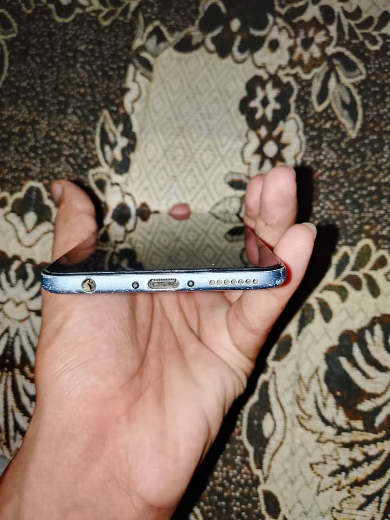 Huawei Nova 2 Plus 0