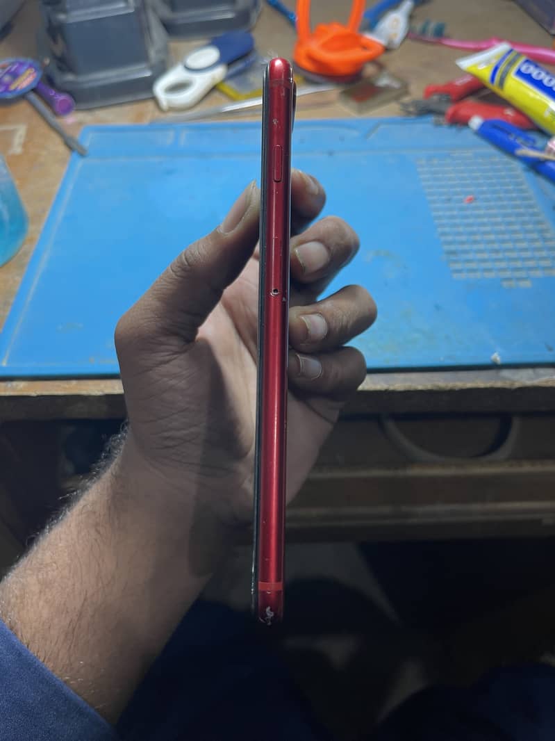 Apple iPhone 8 Plus 4