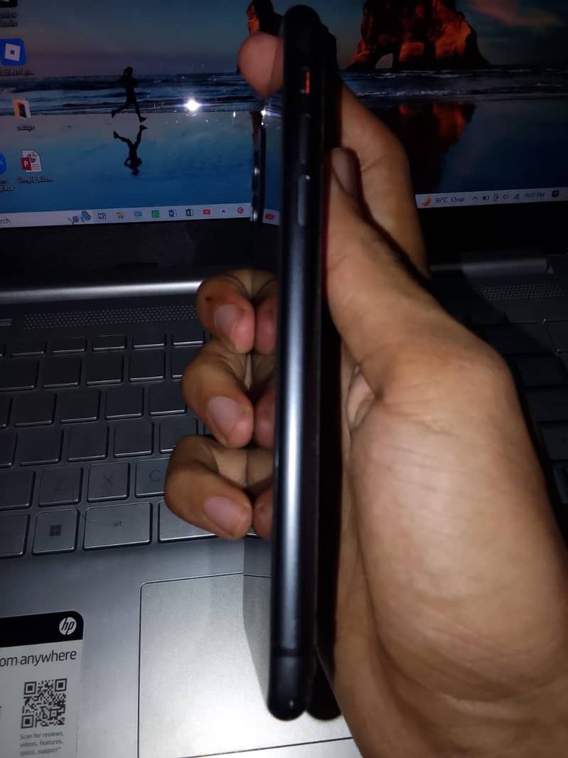 Apple iPhone 11 1