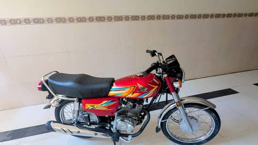 Honda 125 brand new condition