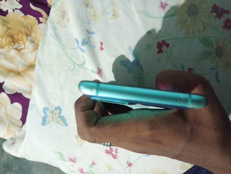One Plus 8T 4