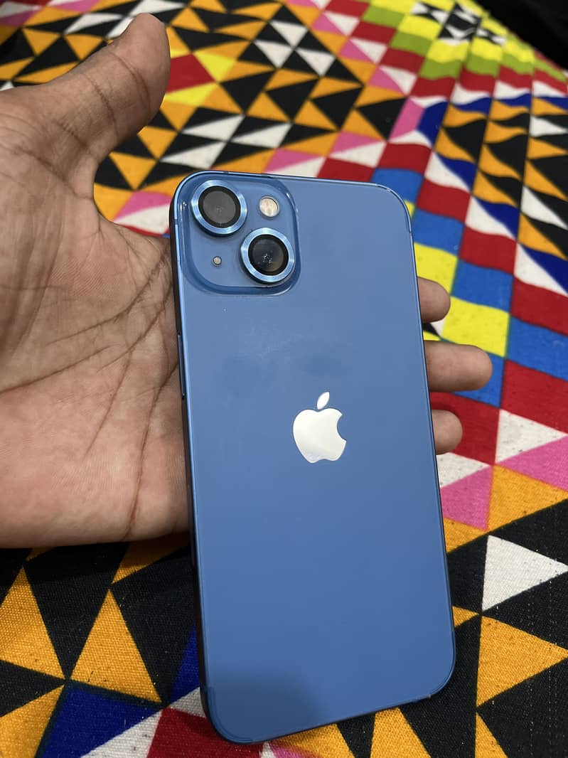 Apple iPhone 13 2