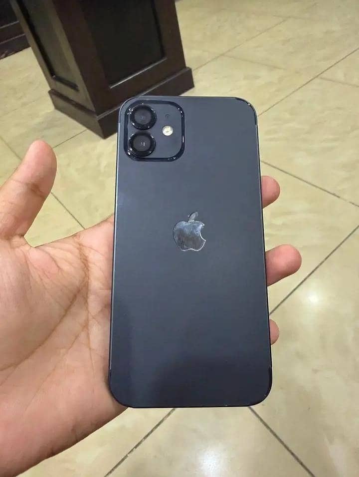 Apple iPhone 12 0