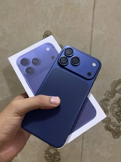 Apple iPhone 17 Pro Max 100 health