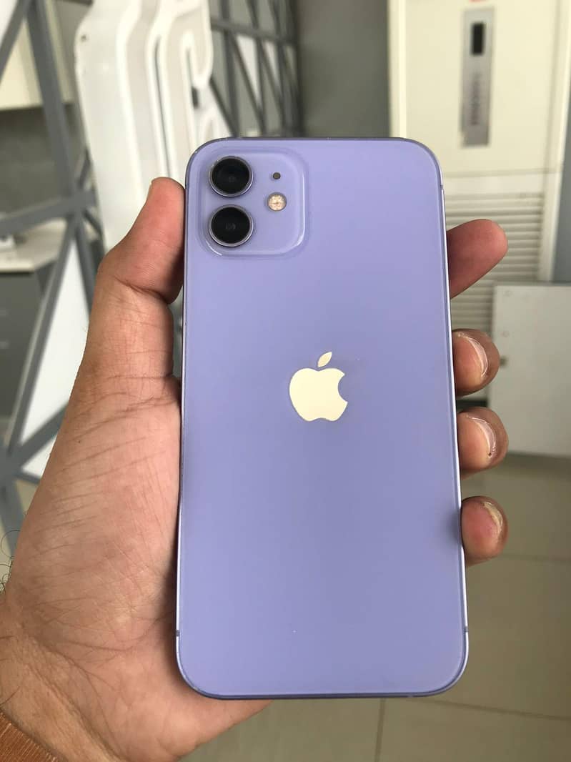 Apple iPhone 12 0