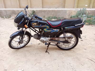 United 100 CC 2023