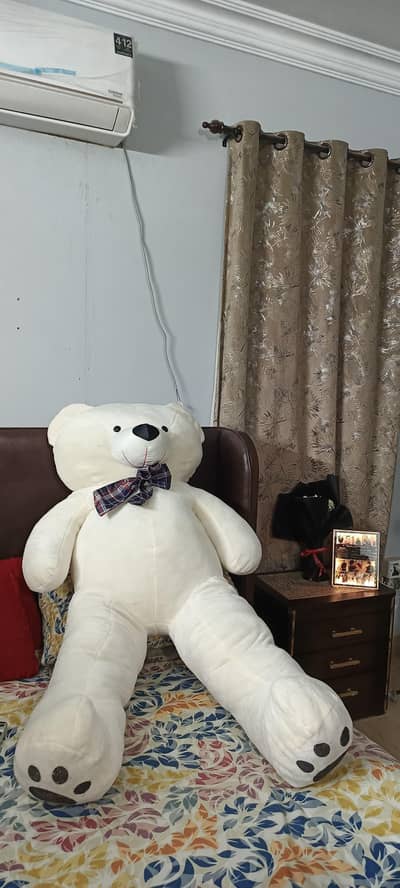 6feet teddy bear brand new condion