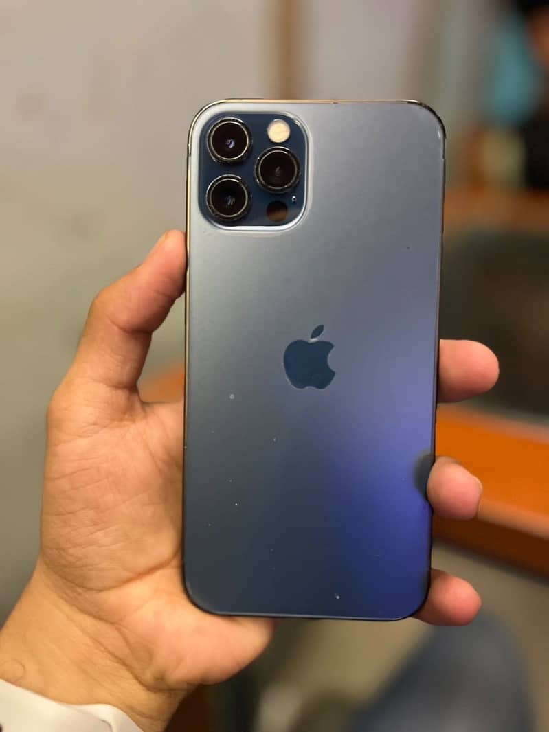 Apple iPhone 12 Pro 0