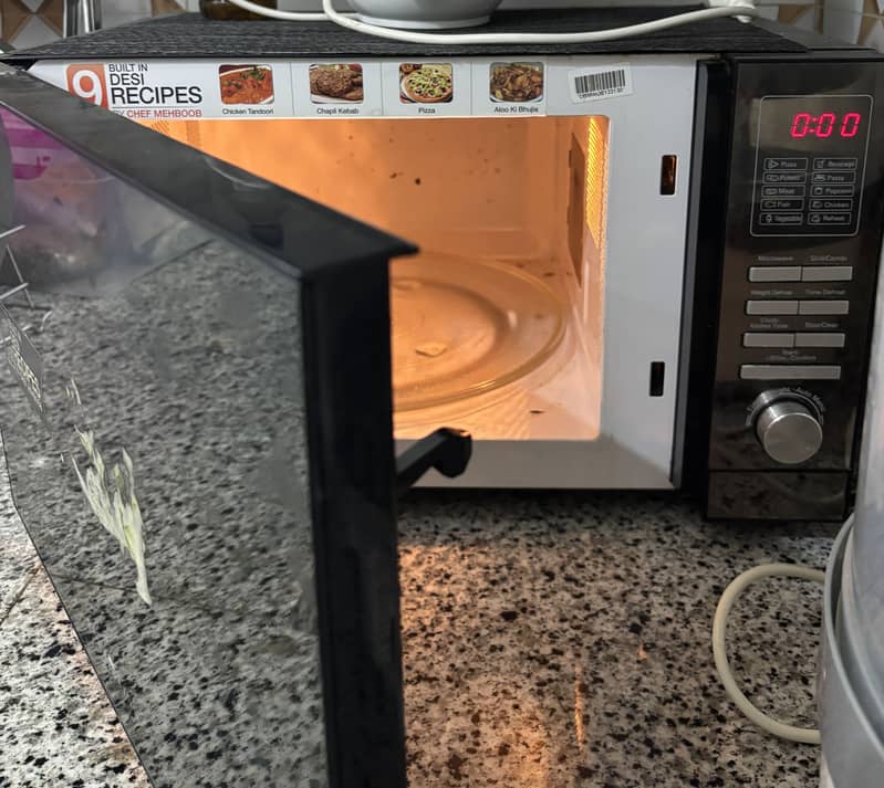 Kitchen Microwave 1