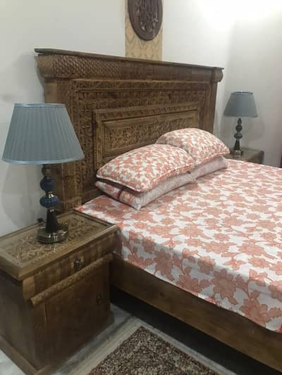 chinyoti king bed