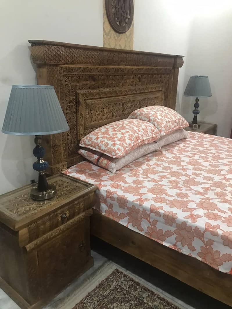 chinyoti king bed 0