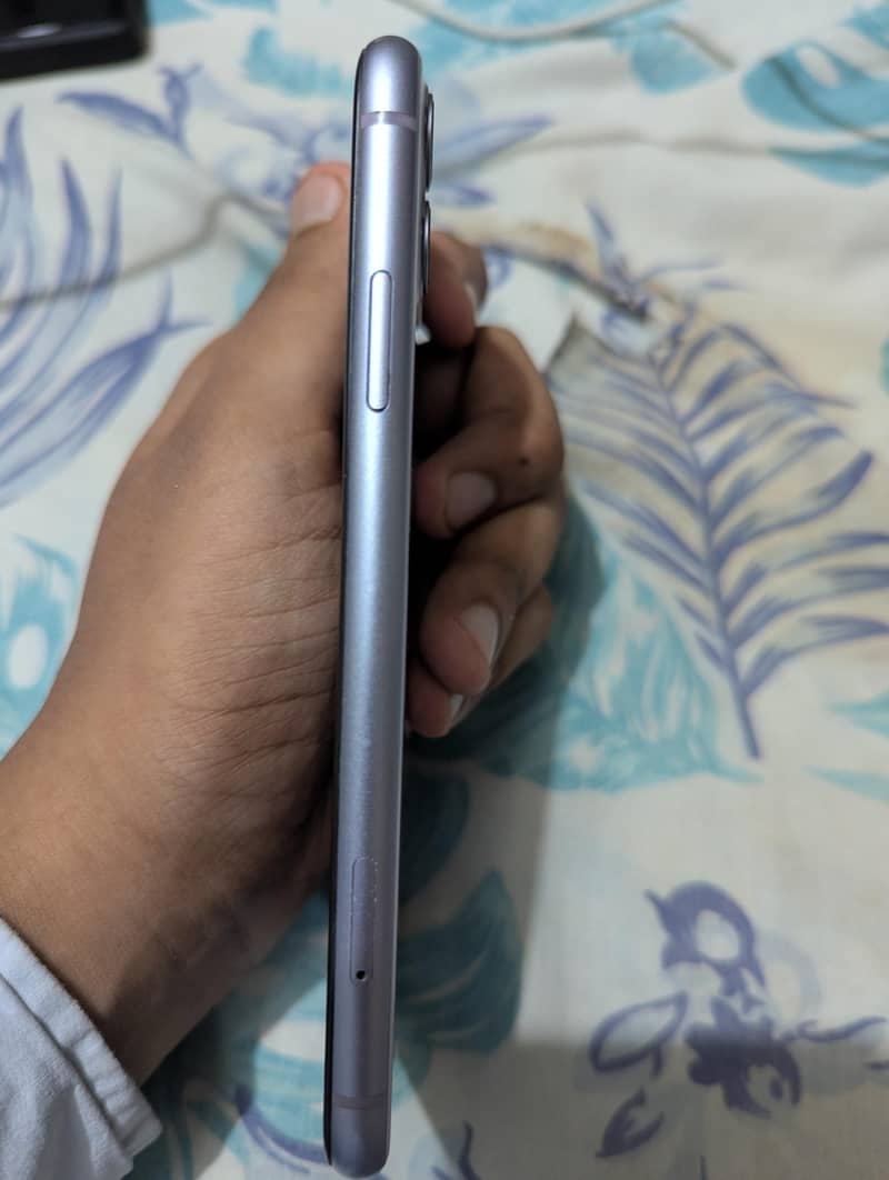 Apple iPhone 11 2