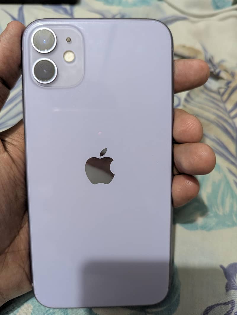 Apple iPhone 11 3