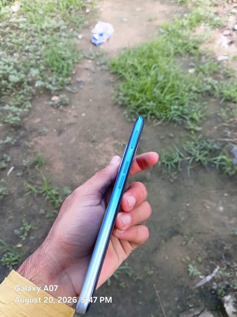 OPPO A54 1