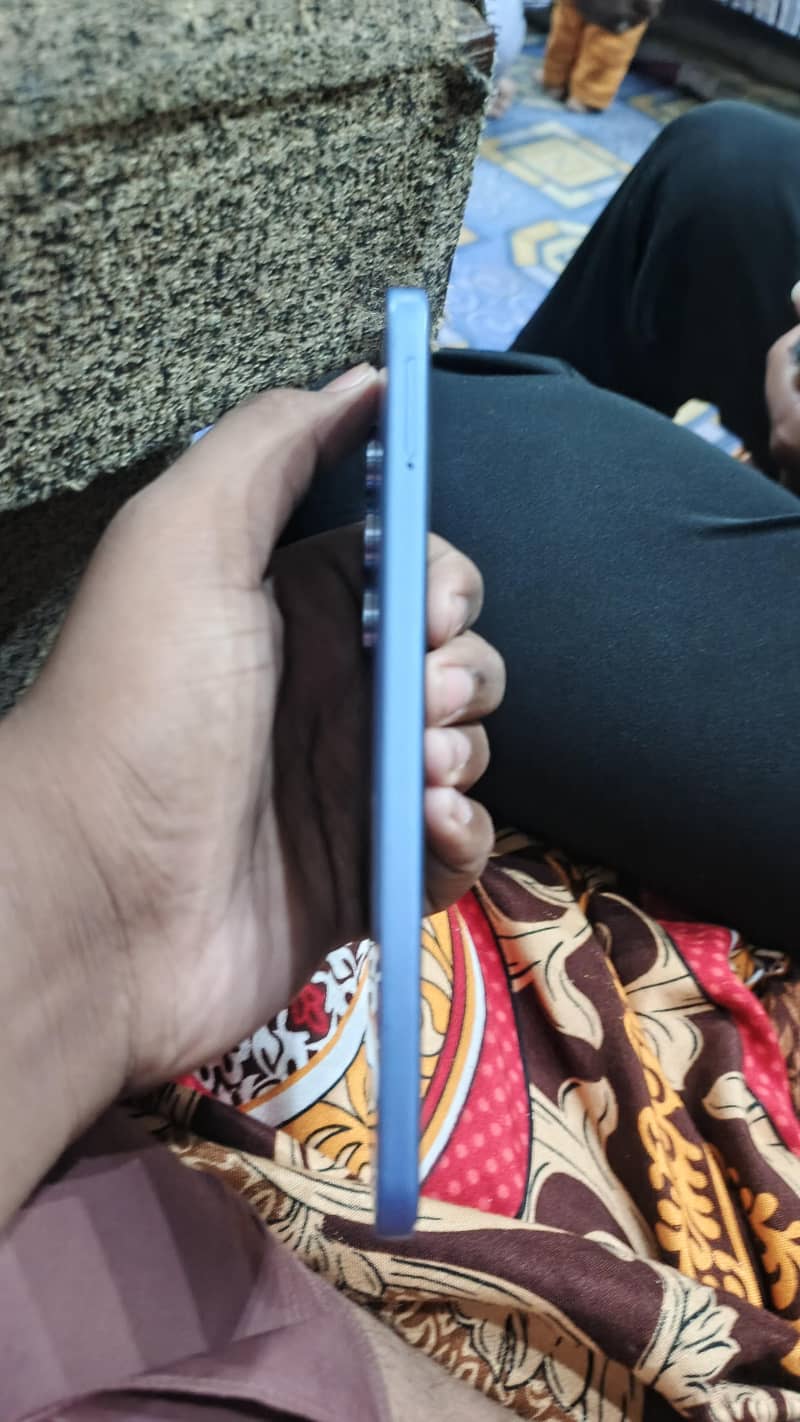 Tecno CAMON 40 Pro 4
