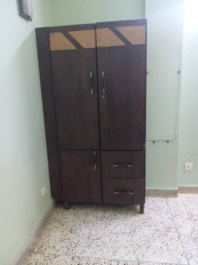 2 door almari