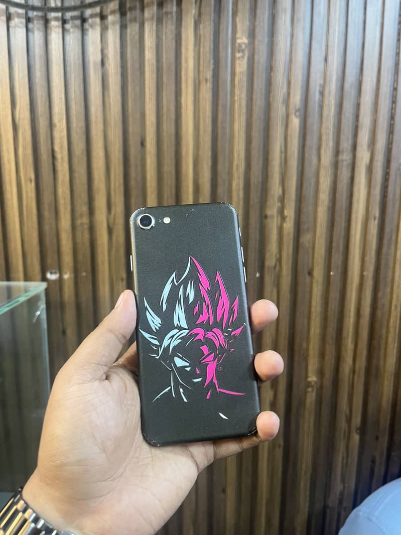 Apple iPhone 7 2