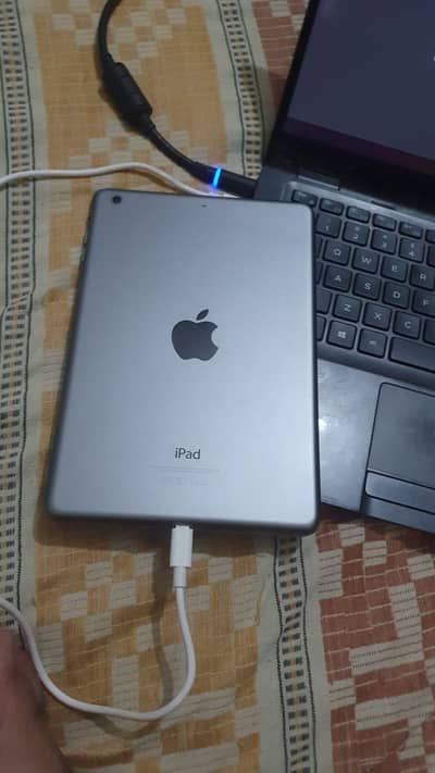 Ipad mini 2 2nd generation all ok with smooth display