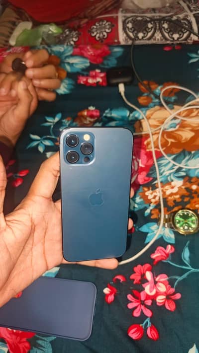 Apple iPhone 12 Pro