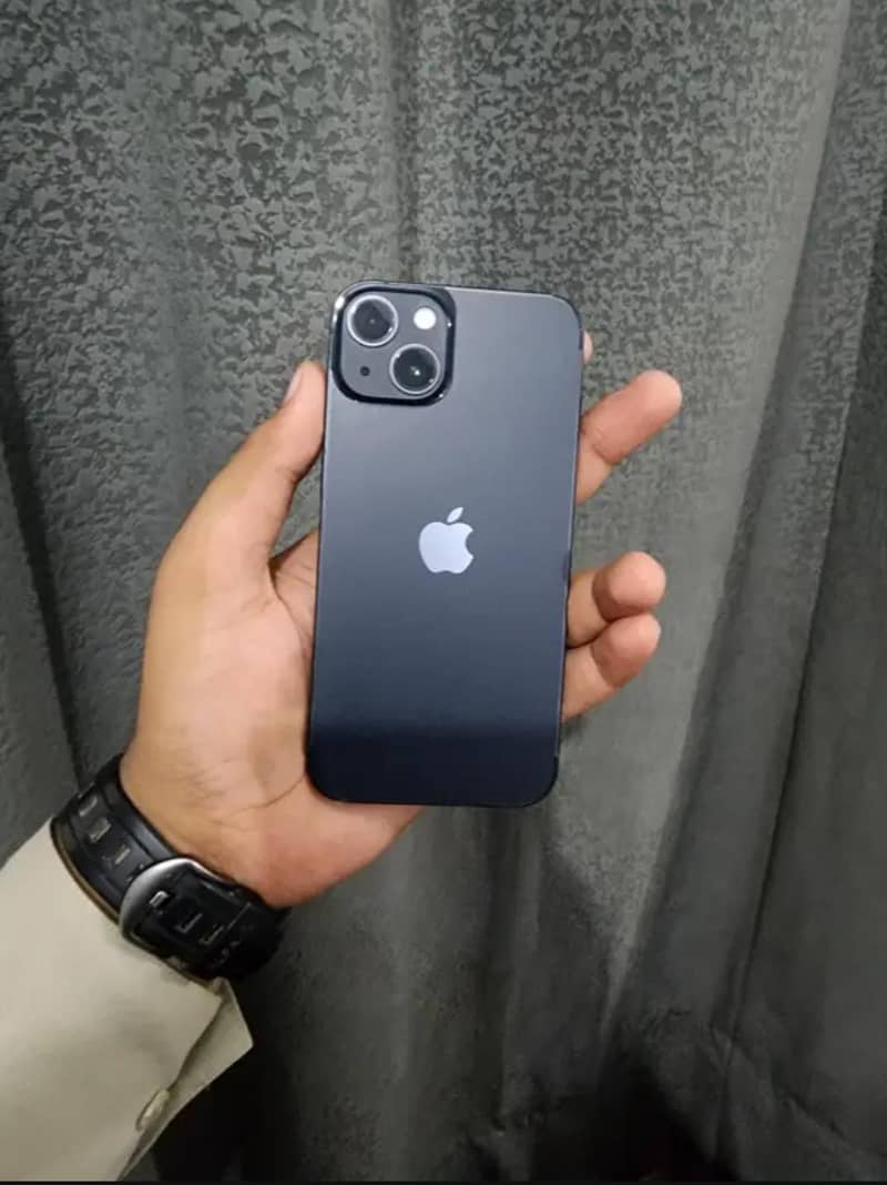 Apple iPhone 13 0