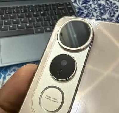 Vivo V50 Lite available